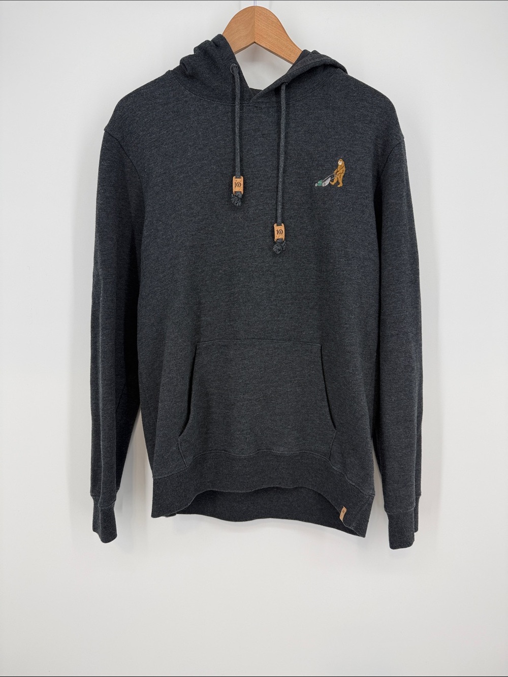 Tentree Dark Gray Pullover Hoodie Size Medium